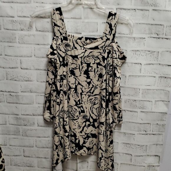 Clara sun woo top - Picture 1 of 3